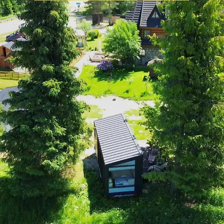 Nyaraló Jozef Przy Szlaku Do Doliny Chocholowskiej I Lejowej, 850m Od Doliny Koscieliskiej *